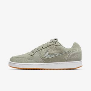 NIKE公式】ナイキ エバノン LOW プレミアム ウィメンズシューズ NIKE公式】ナイキ エバノン LOW プレミアム ウィメンズシューズ